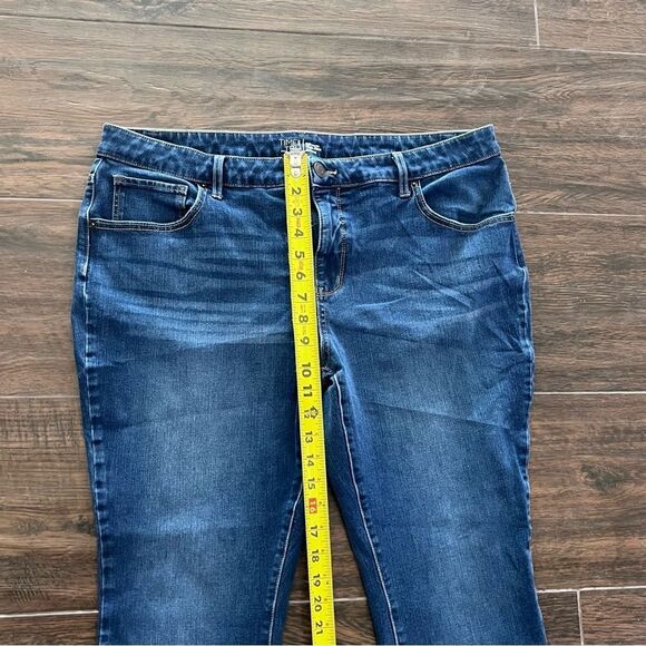 Time and Tru Dark Blue Skinny Jeans Short Womens 20 - Picture 5 of 8